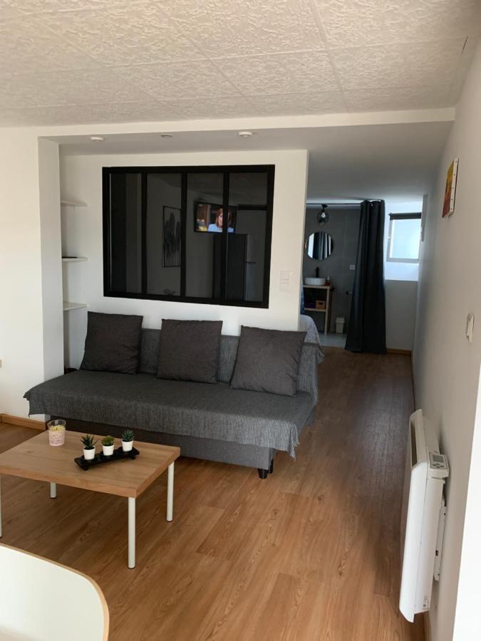 Appartement Dans Maison Basque Mouguerre Екстериор снимка